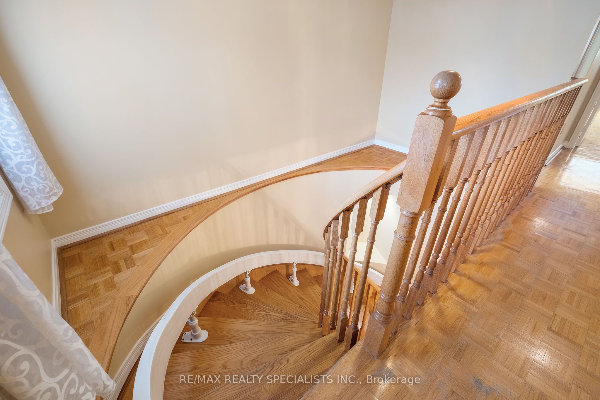 Photo 59 of 92 Stella Crescent, Caledon, Bolton East — HOMEH