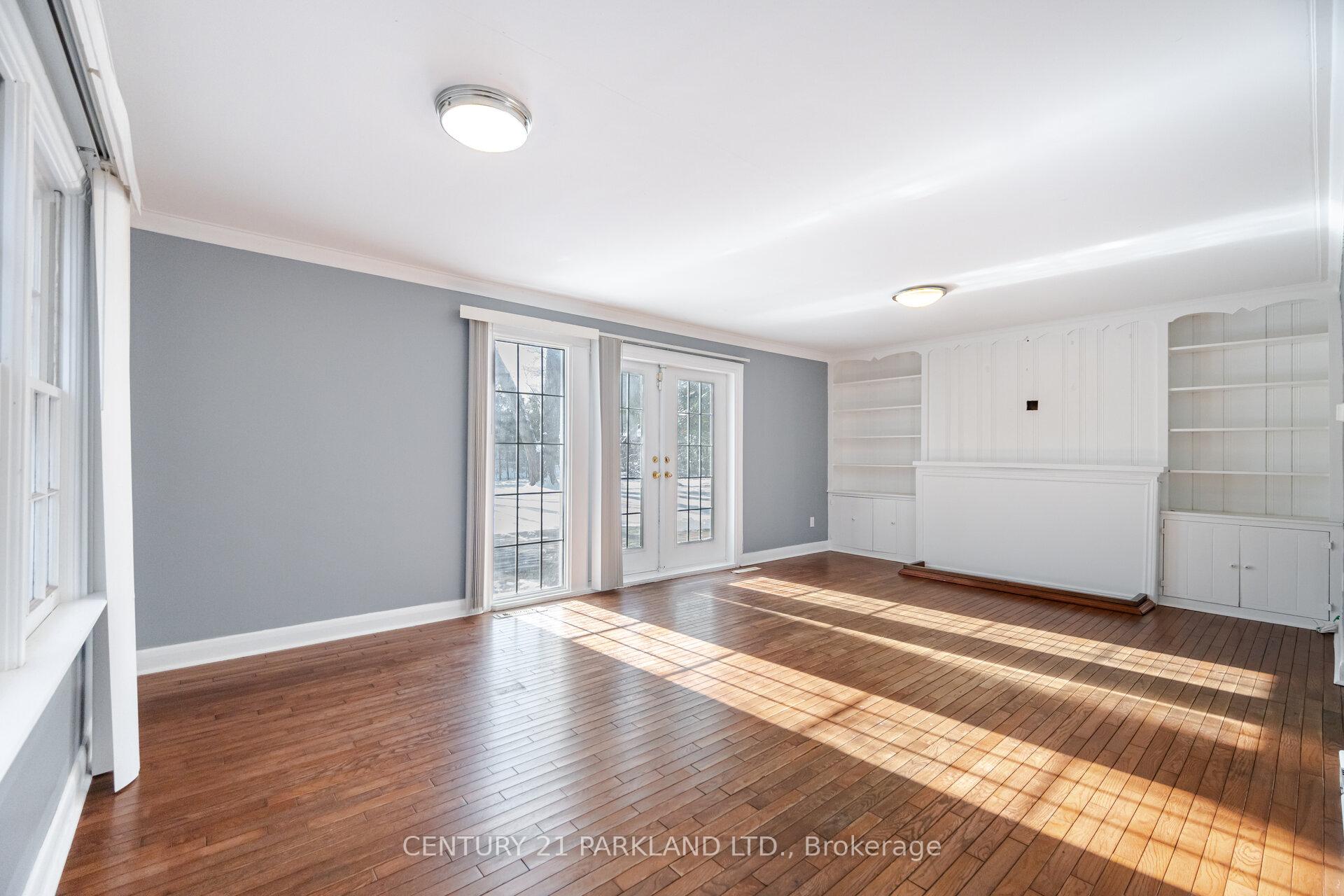 Photo 12 of 423 Lawson Road, Scarborough, Centennial Scarborough — HOMEH