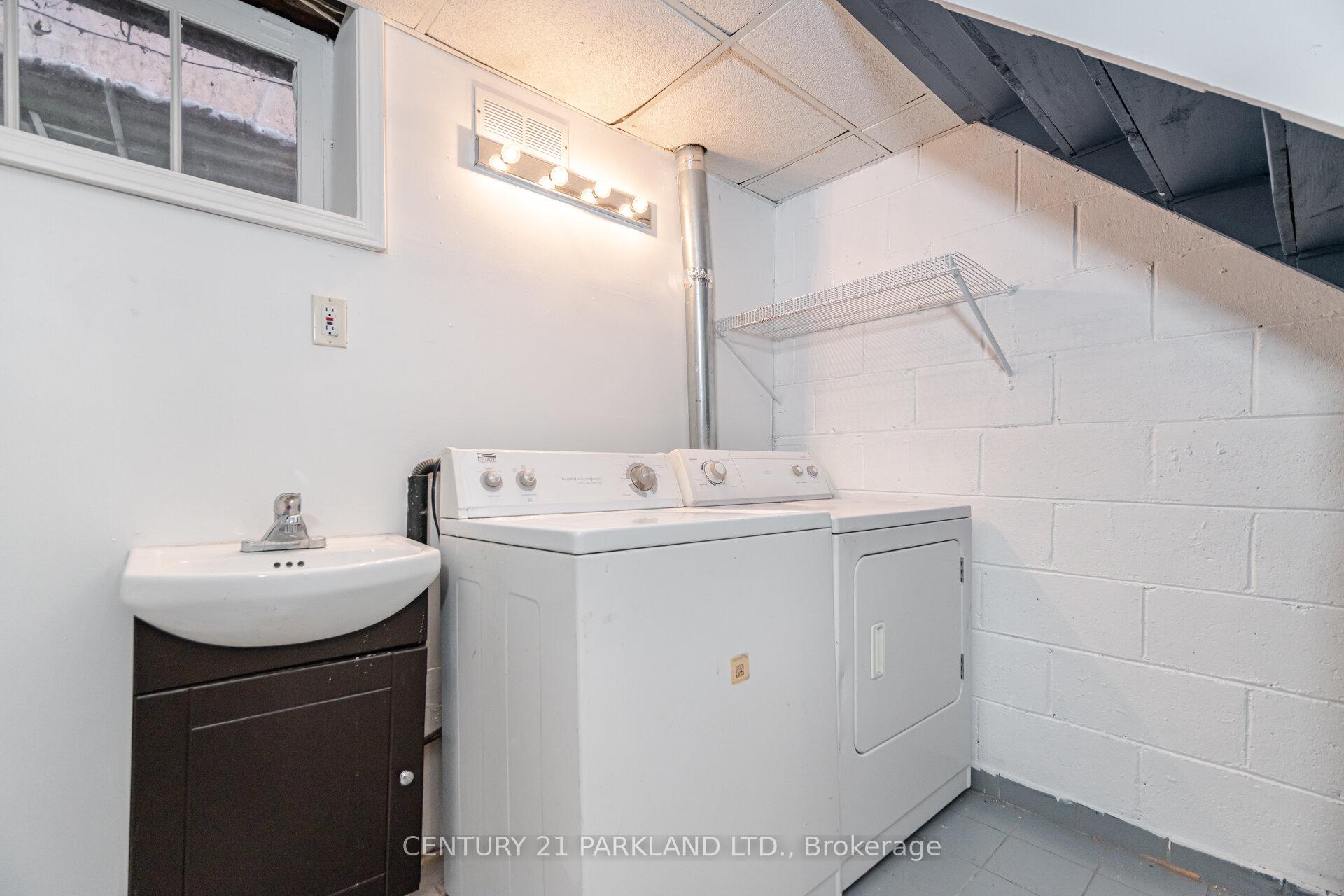 Photo 31 of 423 Lawson Road, Scarborough, Centennial Scarborough — HOMEH