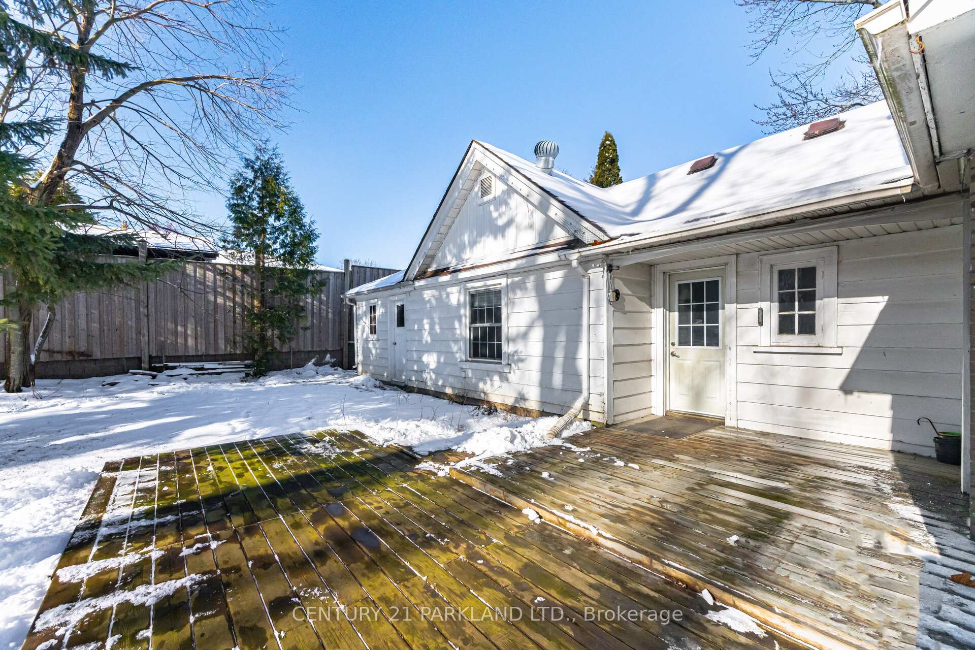 Photo 32 of 423 Lawson Road, Scarborough, Centennial Scarborough — HOMEH
