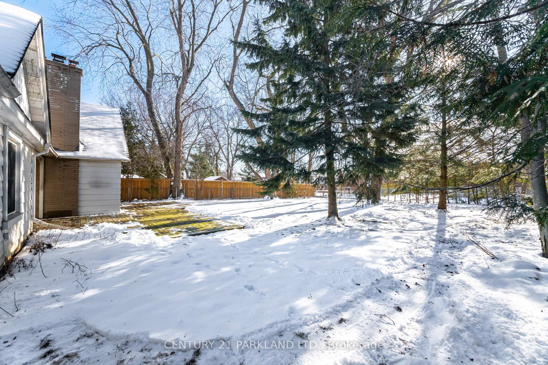 Photo 34 of 423 Lawson Road, Scarborough, Centennial Scarborough — HOMEH