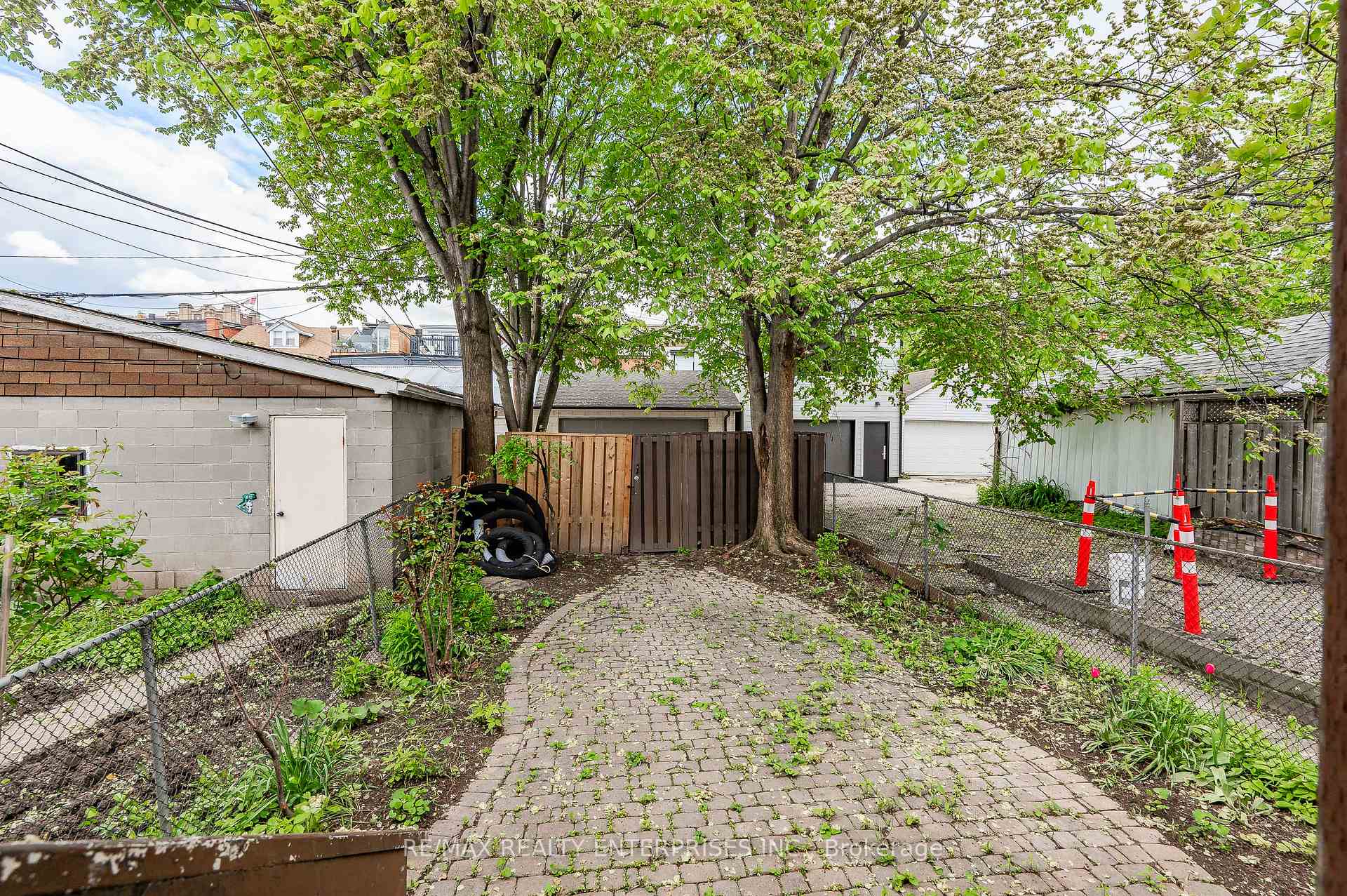 Photo 42 of 522 Crawford Street, Toronto, Palmerston-Little Italy — HOMEH
