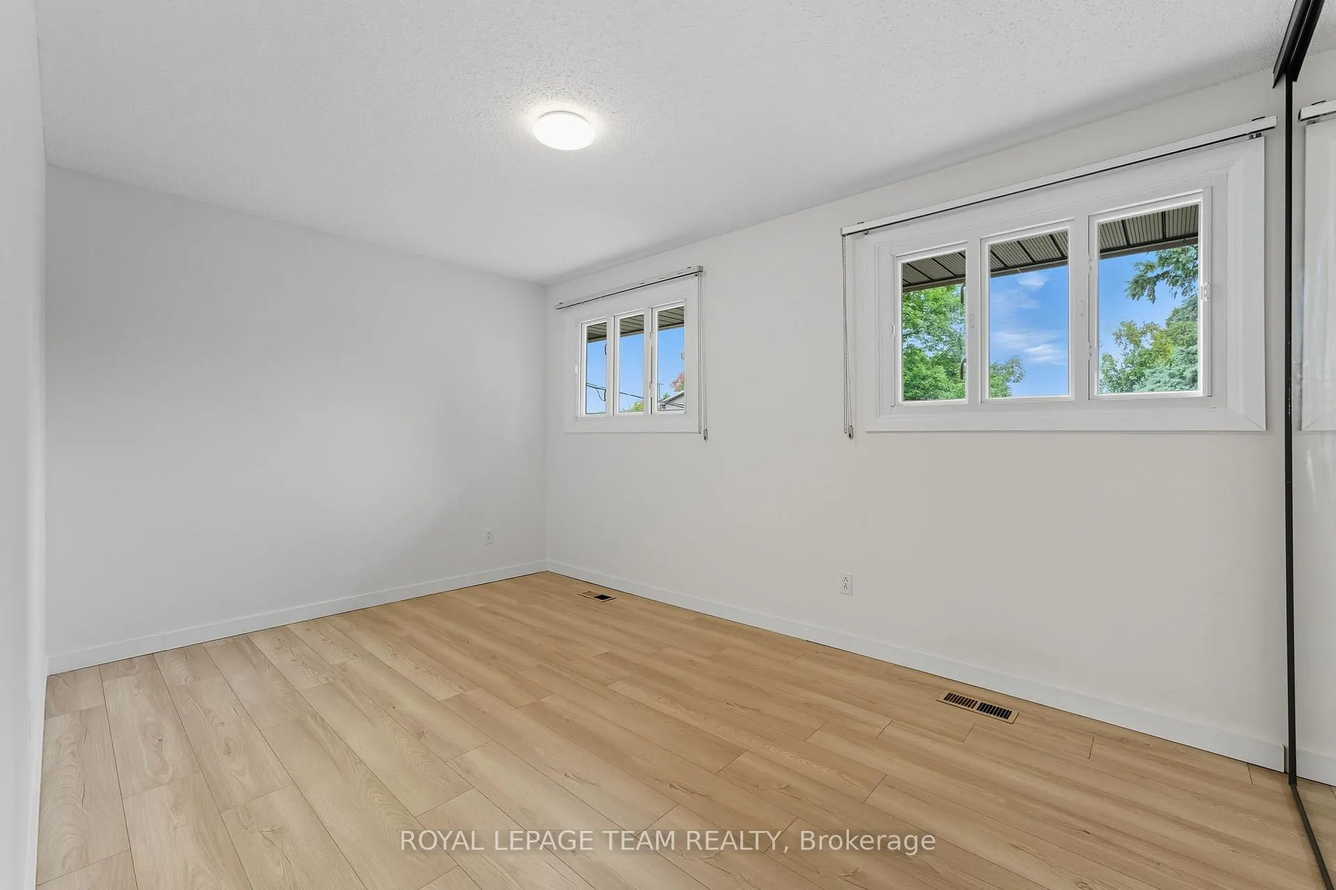 Photo 72 of 1856 Playfair Drive, Ottawa, Playfair Park — HOMEH