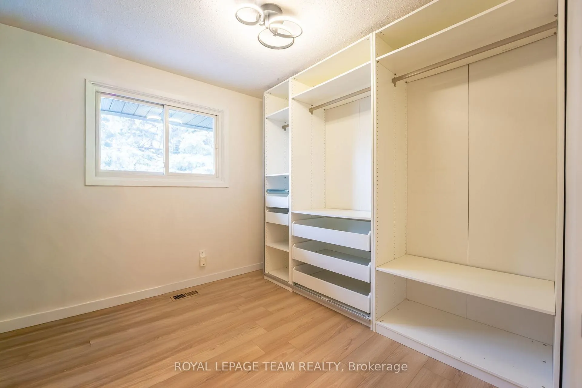 Photo 86 of 1856 Playfair Drive, Ottawa, Playfair Park — HOMEH