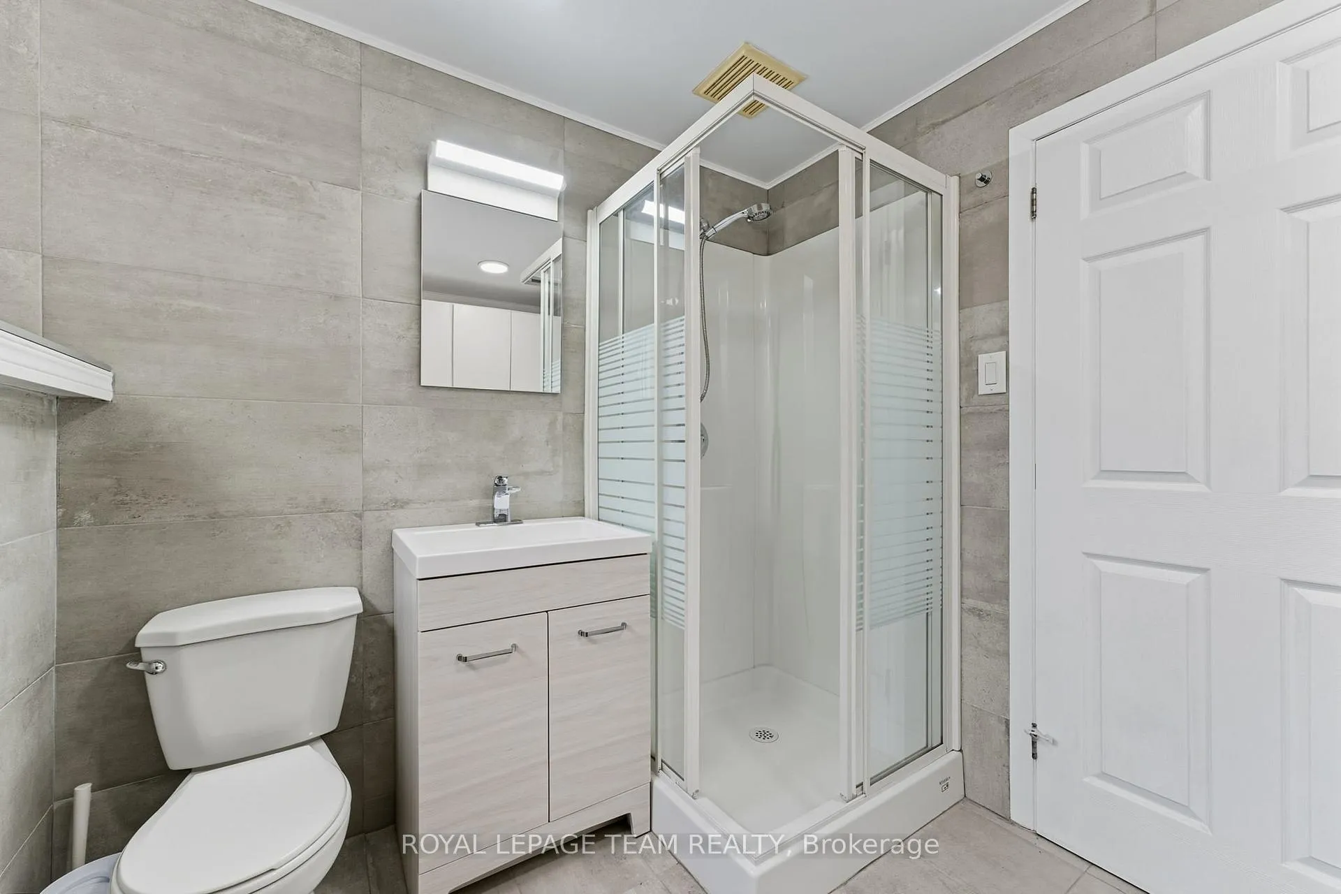 Photo 118 of 1856 Playfair Drive, Ottawa, Playfair Park — HOMEH