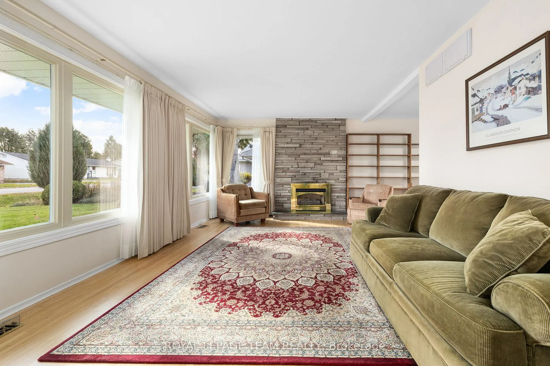 Photo 10 of 11 Cherrywood Drive, Ottawa, Arbeatha Park — HOMEH