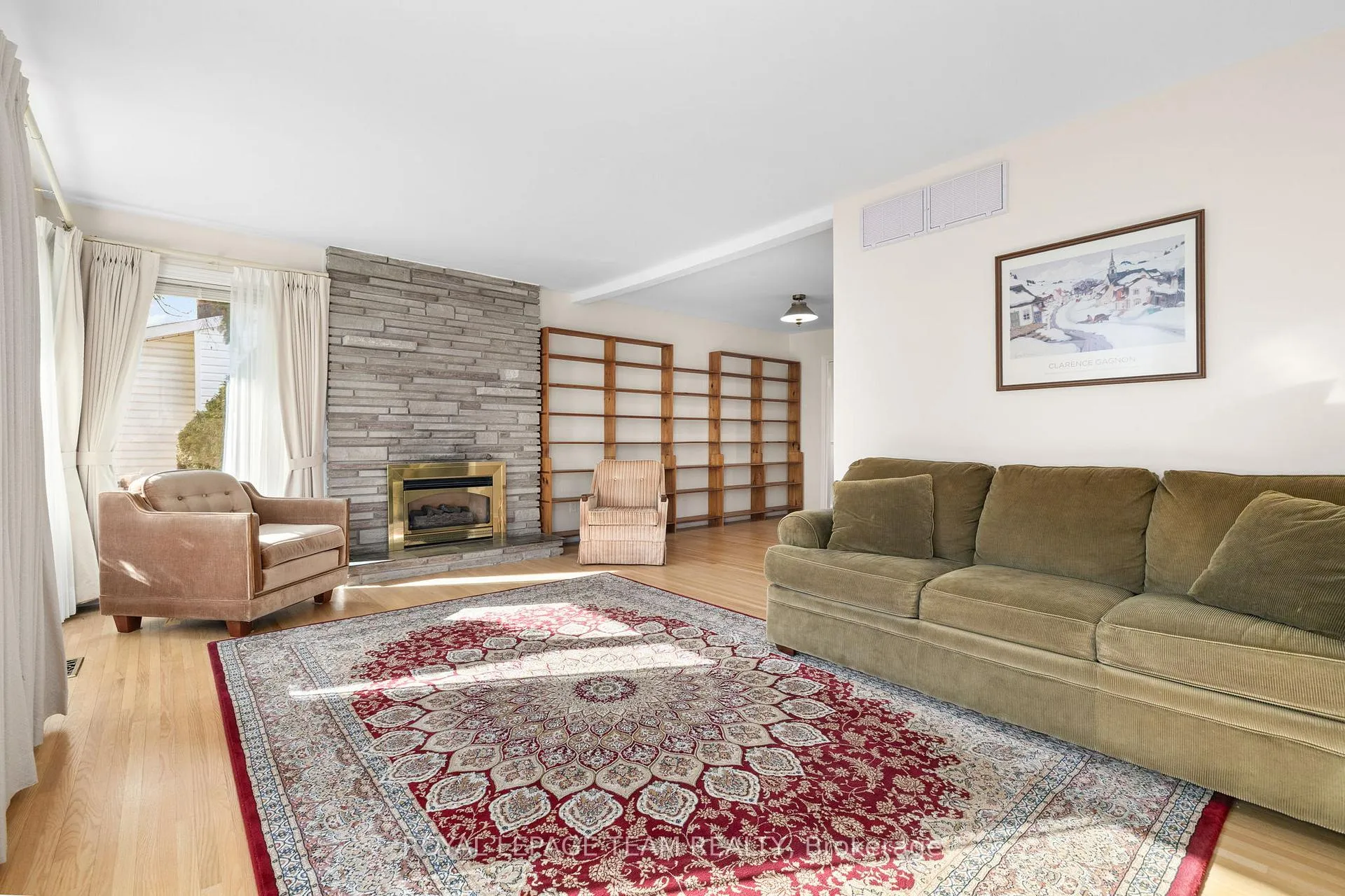 Photo 14 of 11 Cherrywood Drive, Ottawa, Arbeatha Park — HOMEH