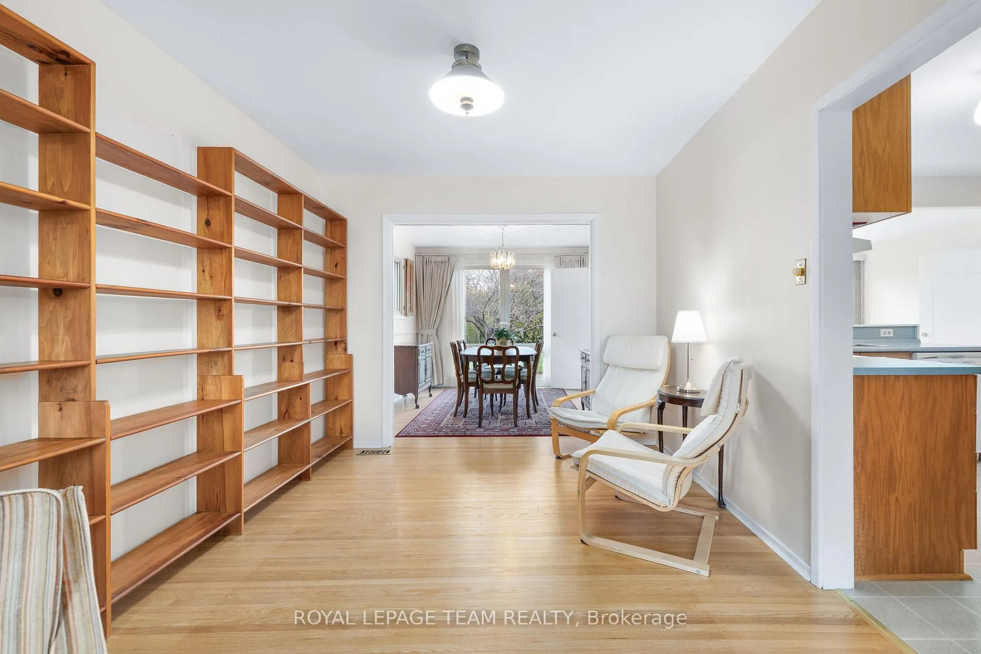 Photo 23 of 11 Cherrywood Drive, Ottawa, Arbeatha Park — HOMEH