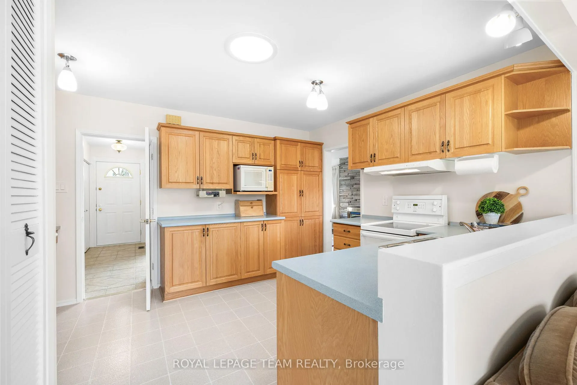 Photo 49 of 11 Cherrywood Drive, Ottawa, Arbeatha Park — HOMEH