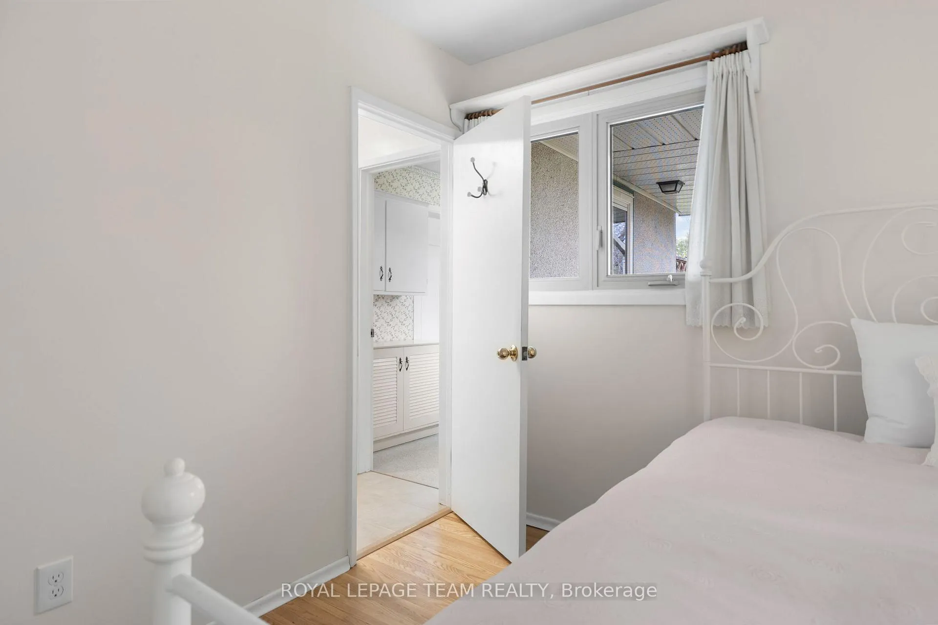 Photo 73 of 11 Cherrywood Drive, Ottawa, Arbeatha Park — HOMEH