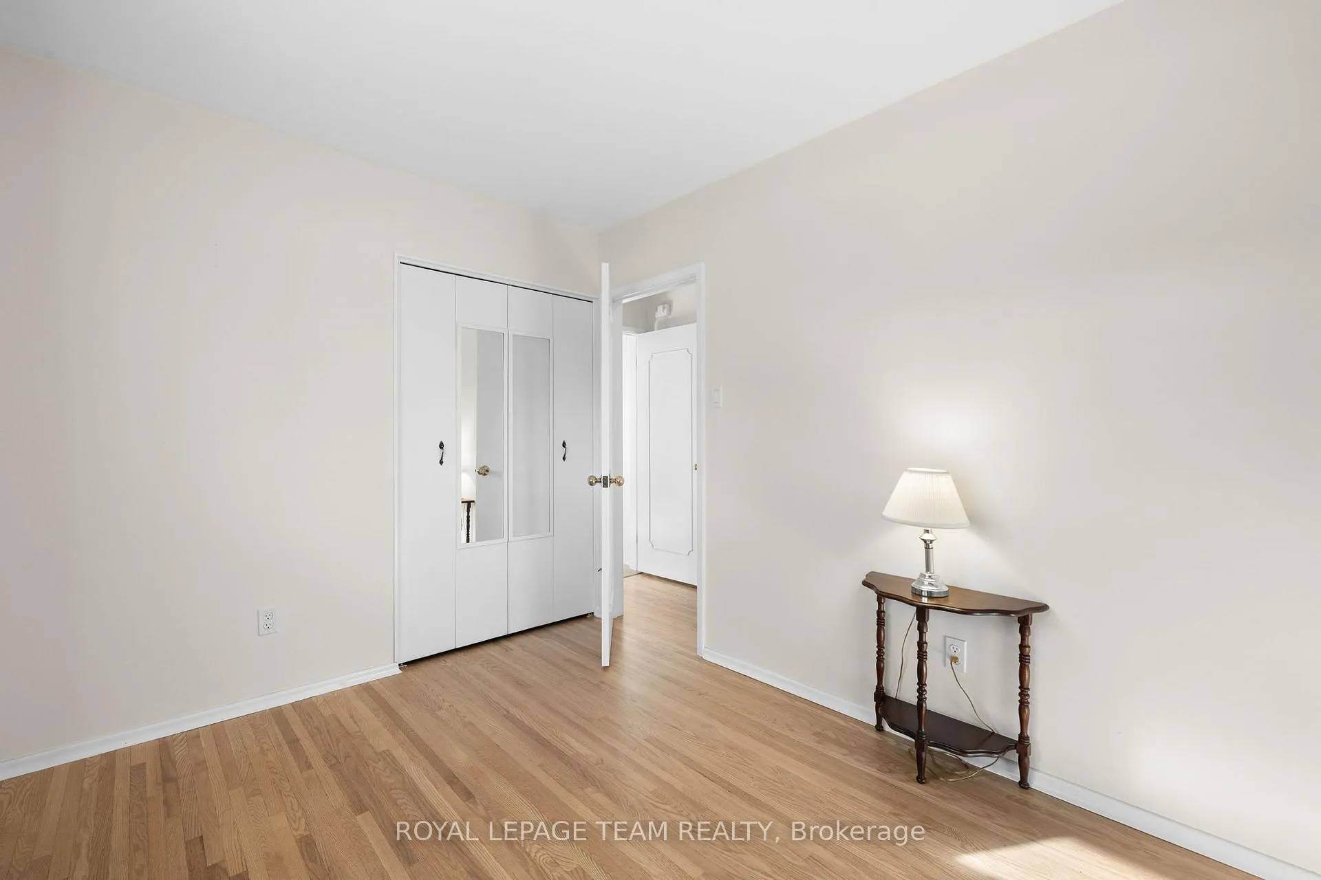 Photo 92 of 11 Cherrywood Drive, Ottawa, Arbeatha Park — HOMEH
