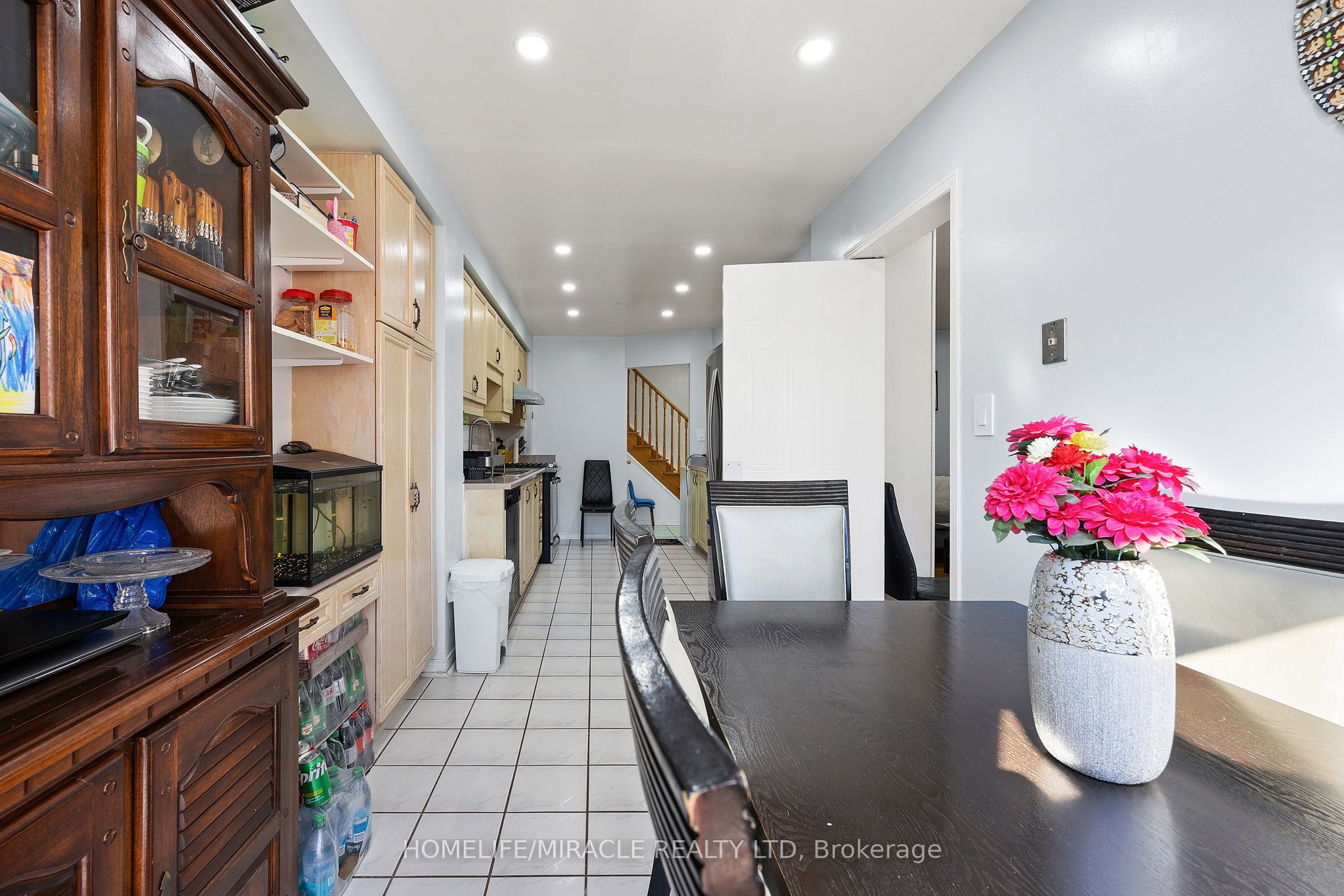Photo 48 of 18 Amazon Court, Brampton, Sandringham-Wellington — HOMEH