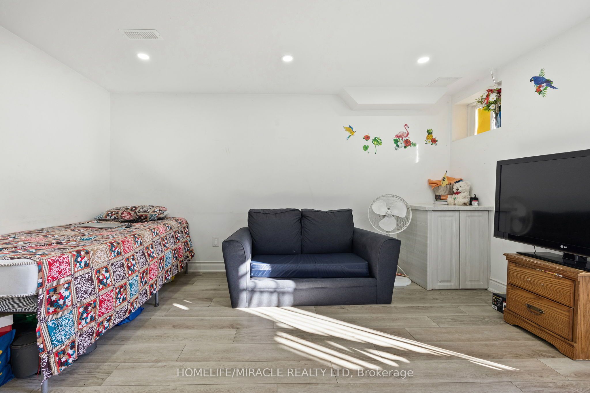 Photo 68 of 18 Amazon Court, Brampton, Sandringham-Wellington — HOMEH