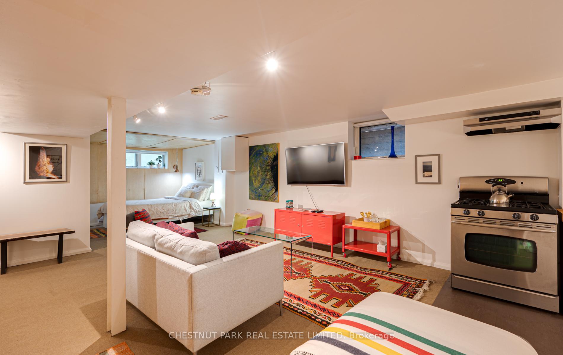 Photo 7 of Unit Lower, 76 Crawford Street, Toronto, Niagara — HOMEH