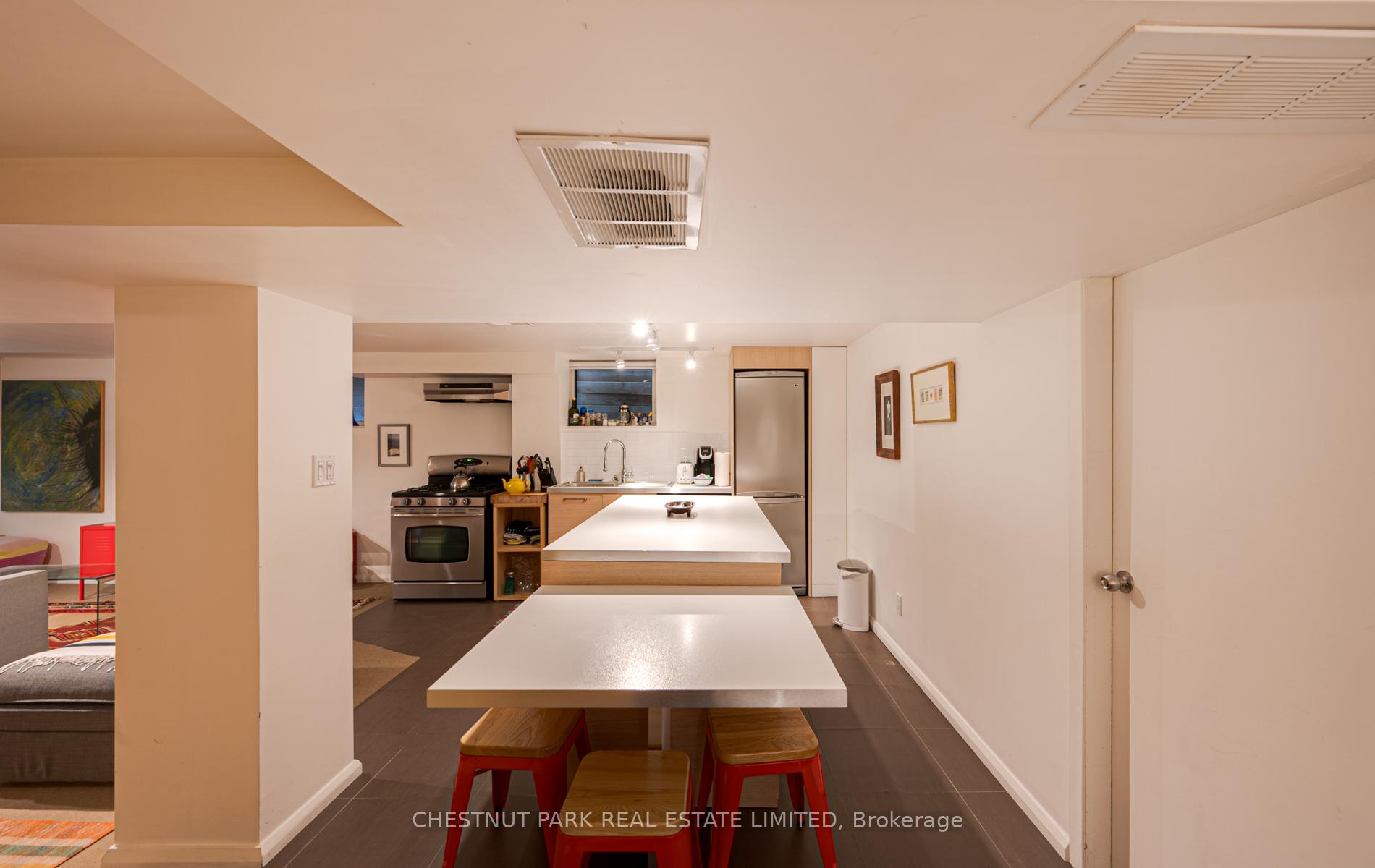 Photo 15 of Unit Lower, 76 Crawford Street, Toronto, Niagara — HOMEH
