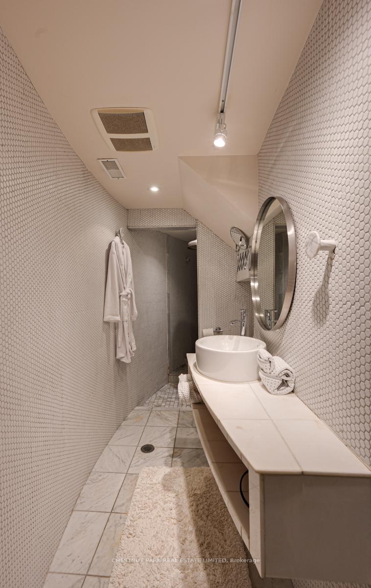 Photo 24 of Unit Lower, 76 Crawford Street, Toronto, Niagara — HOMEH