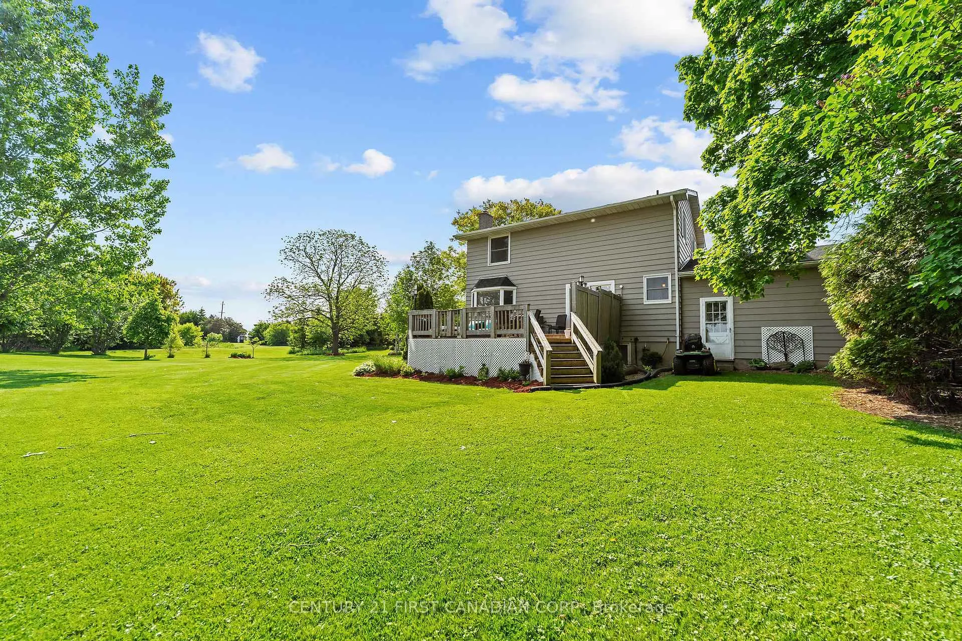 Photo 8 of 13972 Elginfield Road, Lucan Biddulph, Rural Lucan Biddulph — HOMEH