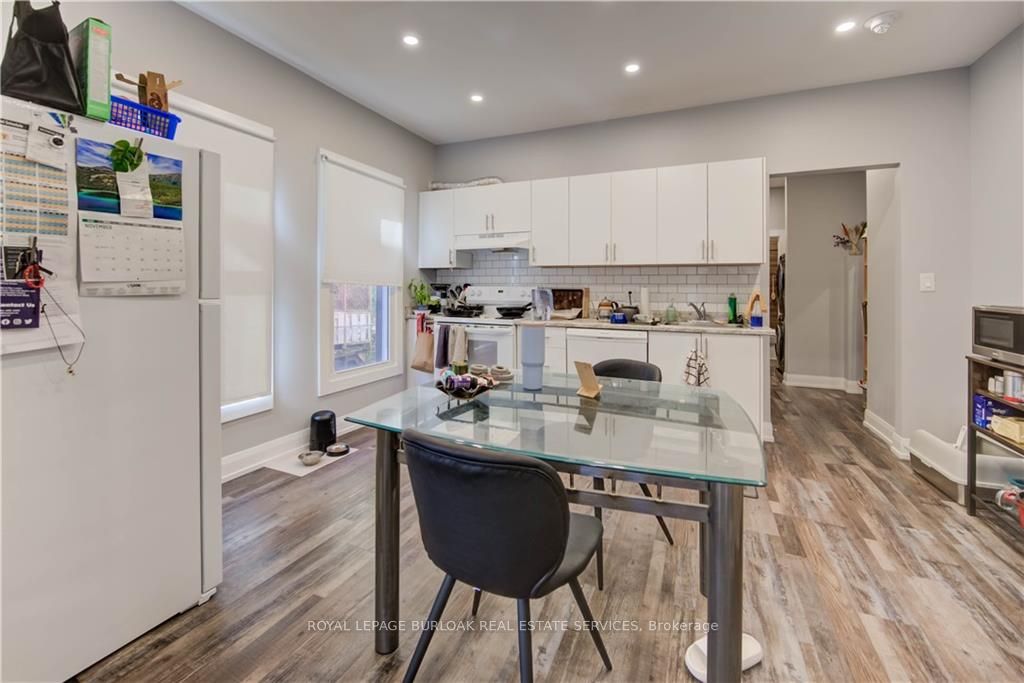 Photo 44 of 79 Lowell Avenue, St. Catharines, Downtown — HOMEH