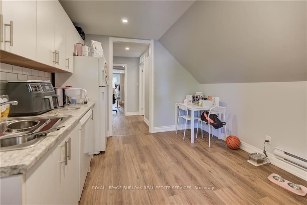 Photo 62 of 79 Lowell Avenue, St. Catharines, Downtown — HOMEH