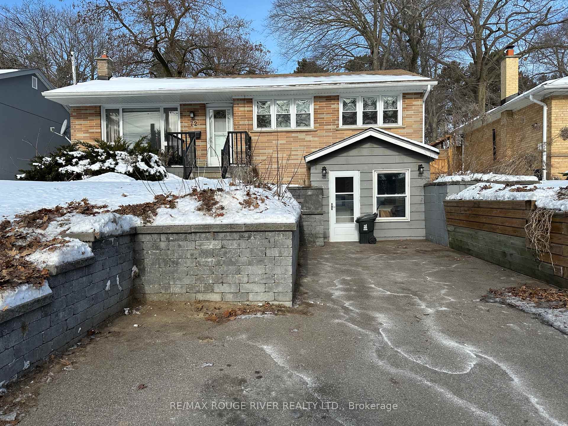Photo 3 of 72 Lawson Road, Scarborough, Centennial Scarborough — HOMEH