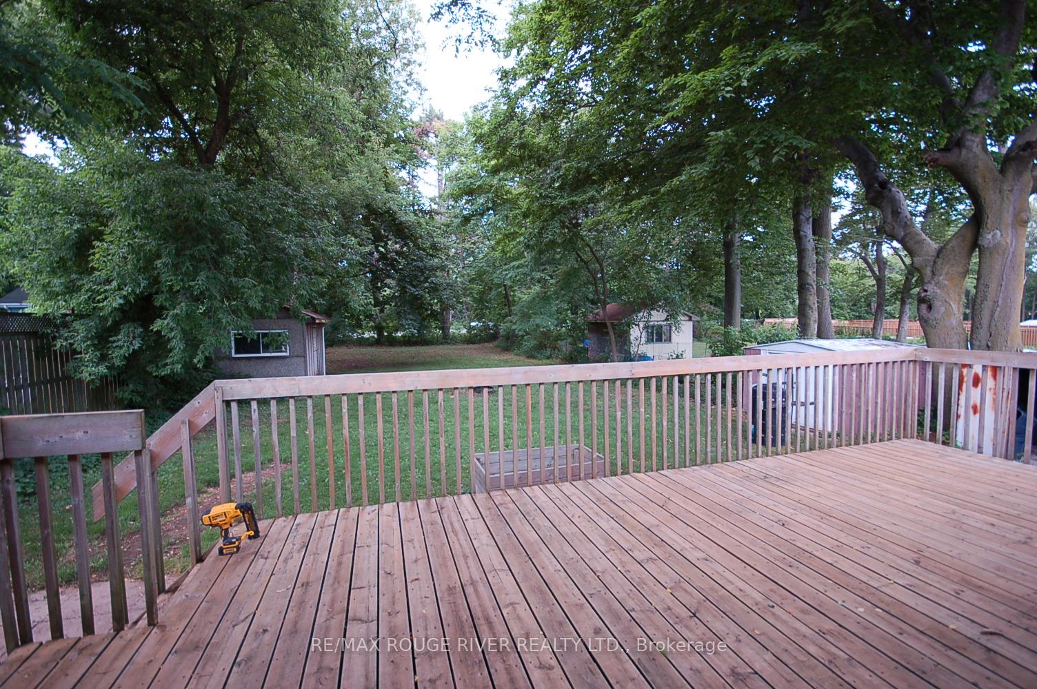 Photo 14 of 72 Lawson Road, Scarborough, Centennial Scarborough — HOMEH