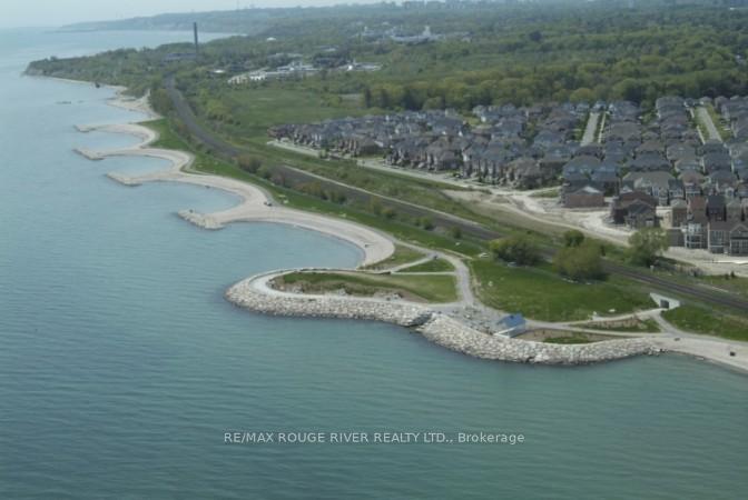 Photo 33 of 72 Lawson Road, Scarborough, Centennial Scarborough — HOMEH
