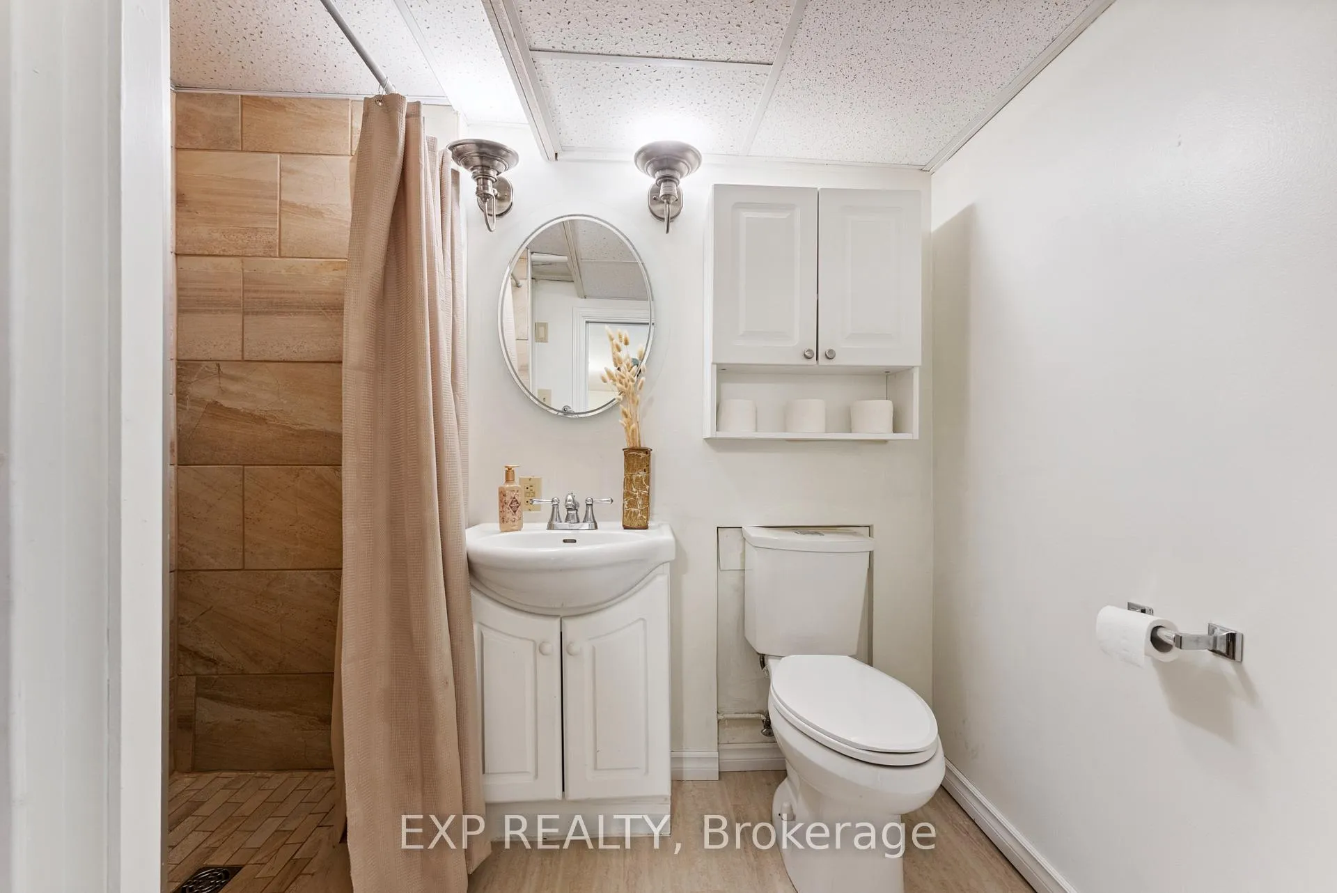 Photo 256 of 218 Farley Avenue, Belleville, Belleville Ward — HOMEH