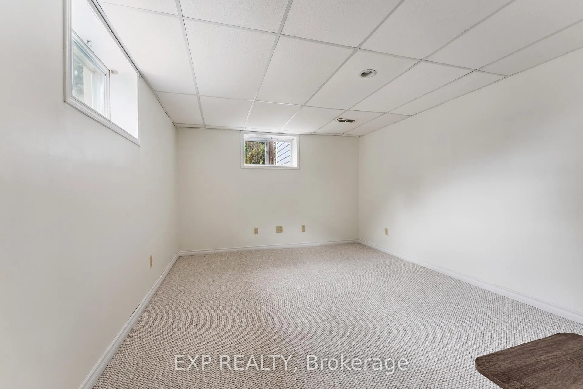 Photo 279 of 218 Farley Avenue, Belleville, Belleville Ward — HOMEH