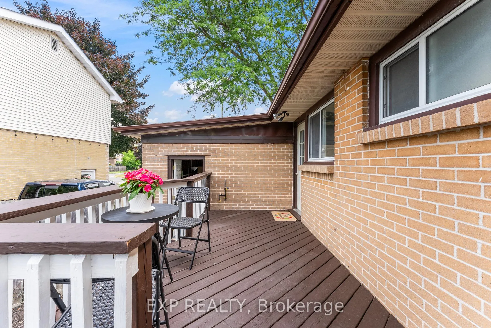 Photo 295 of 218 Farley Avenue, Belleville, Belleville Ward — HOMEH