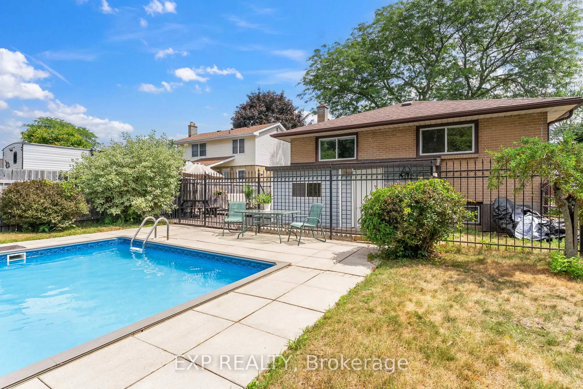 Photo 352 of 218 Farley Avenue, Belleville, Belleville Ward — HOMEH