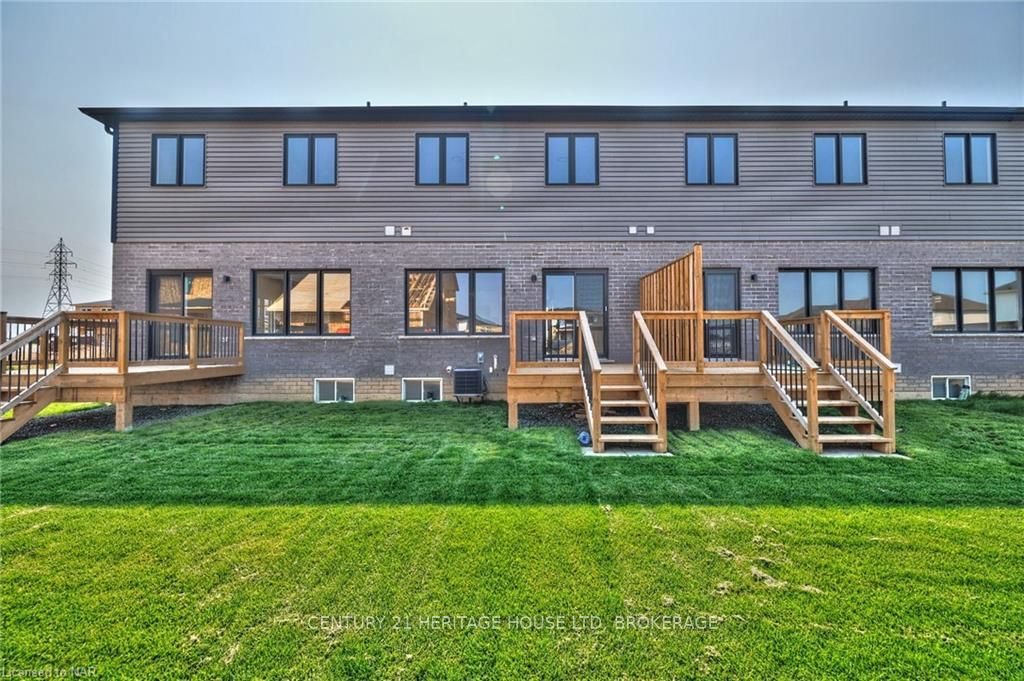 Photo 23 of 102 Elvira Way, Thorold, Rolling Meadows — HOMEH