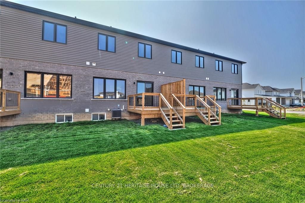 Photo 24 of 102 Elvira Way, Thorold, Rolling Meadows — HOMEH