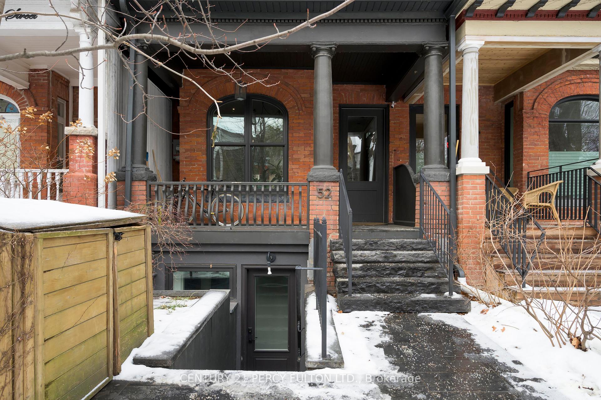 Photo 4 of Unit Bsmt, 52 Robert Street, Toronto, University — HOMEH