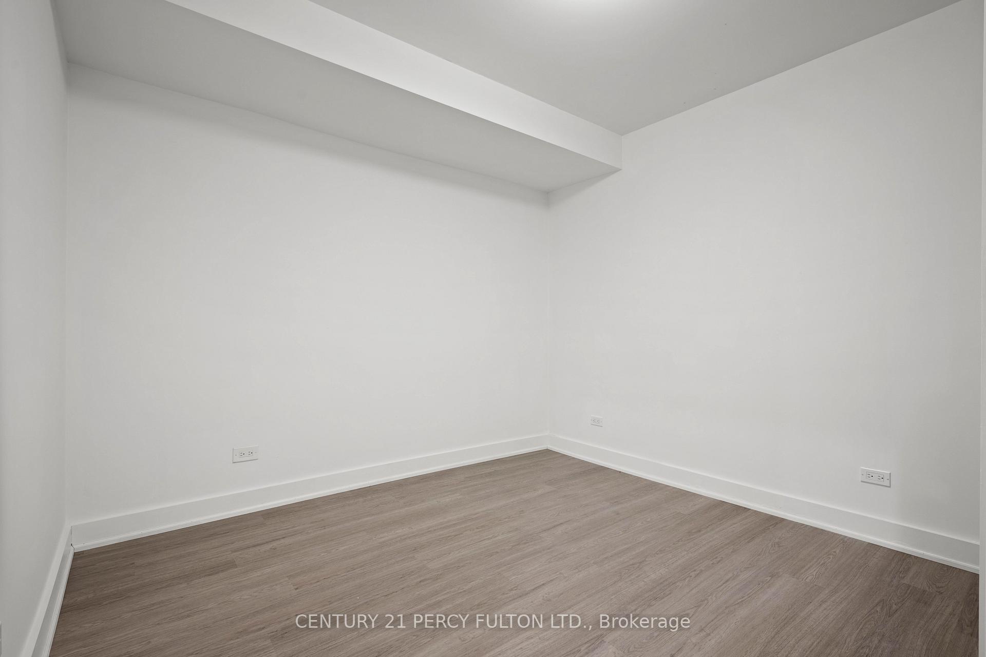 Photo 6 of Unit Bsmt, 52 Robert Street, Toronto, University — HOMEH