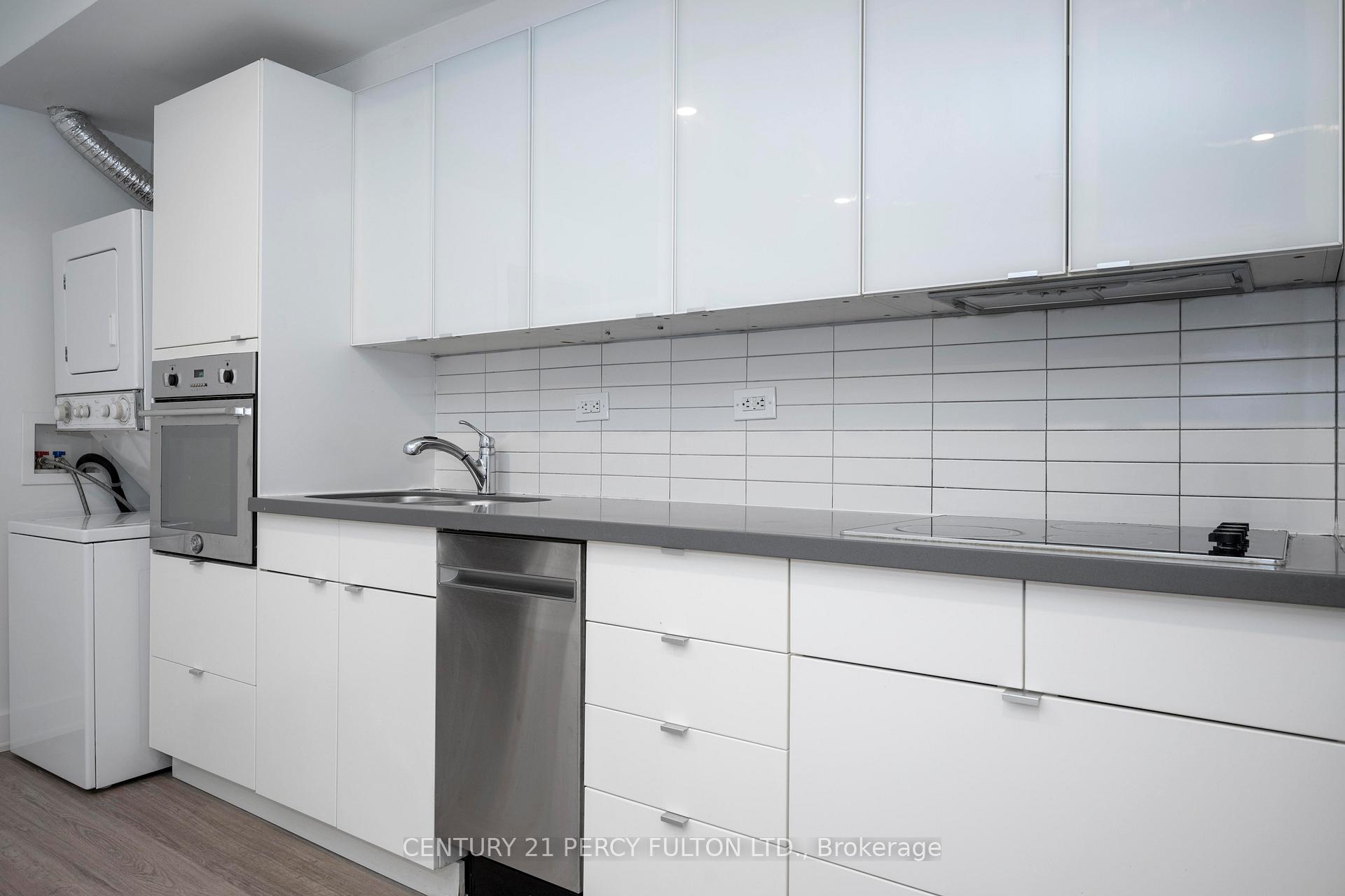 Photo 11 of Unit Bsmt, 52 Robert Street, Toronto, University — HOMEH