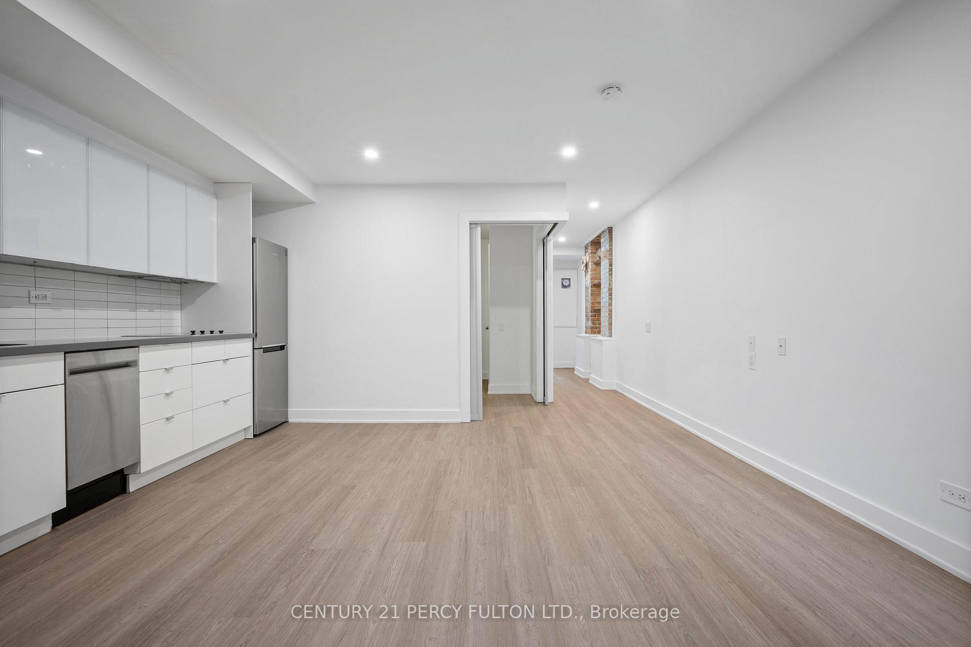 Photo 14 of Unit Bsmt, 52 Robert Street, Toronto, University — HOMEH