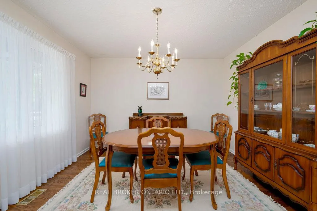 Photo 191 of 31 Oakhurst Crescent, Ottawa, Blackburn Hamlet — HOMEH