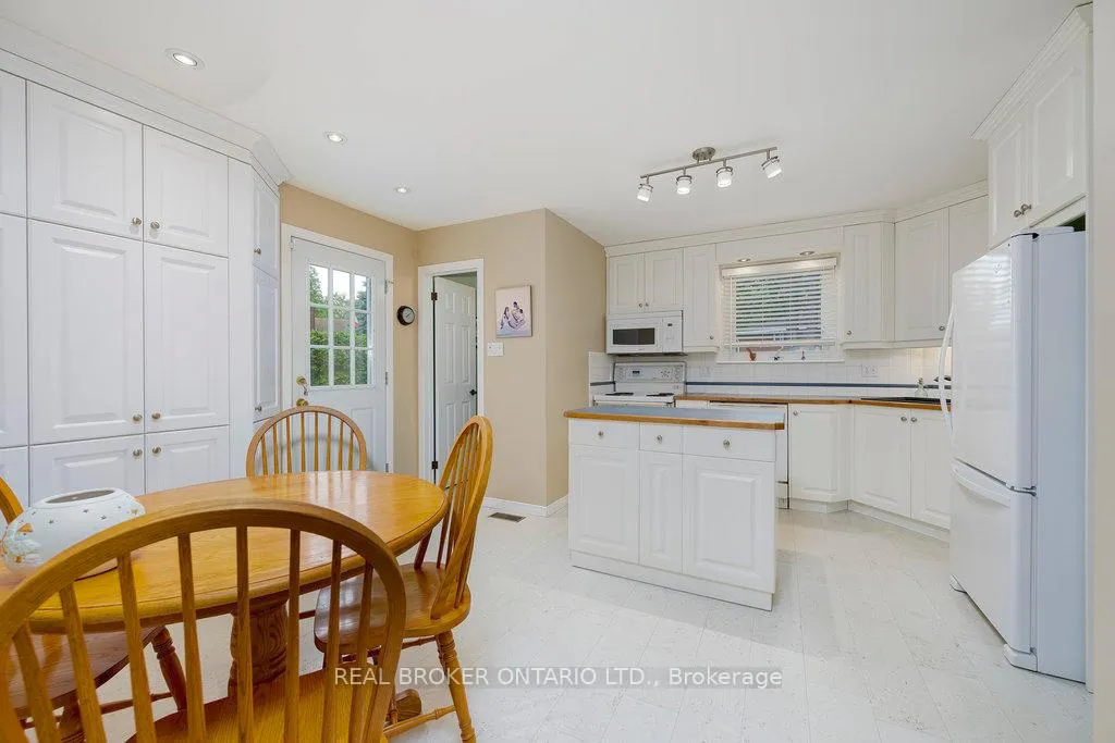 Photo 286 of 31 Oakhurst Crescent, Ottawa, Blackburn Hamlet — HOMEH