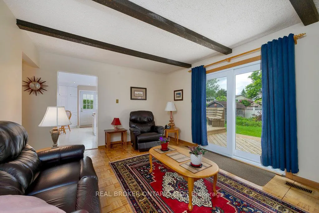Photo 393 of 31 Oakhurst Crescent, Ottawa, Blackburn Hamlet — HOMEH