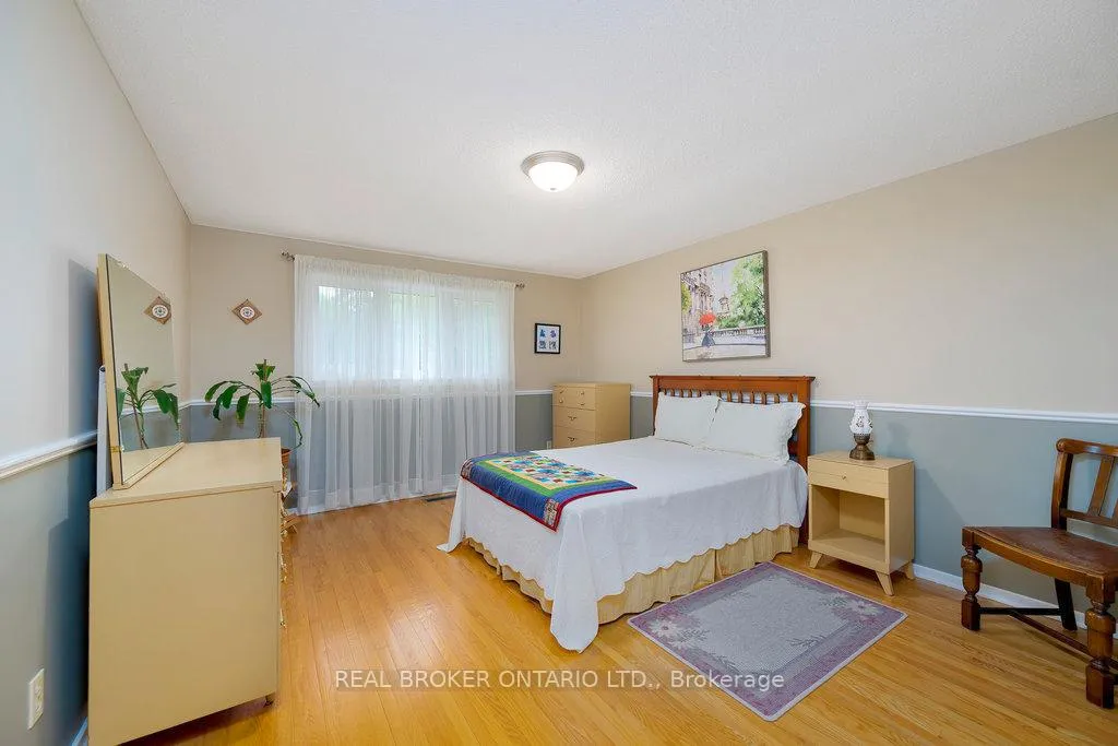 Photo 630 of 31 Oakhurst Crescent, Ottawa, Blackburn Hamlet — HOMEH