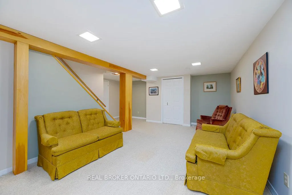Photo 840 of 31 Oakhurst Crescent, Ottawa, Blackburn Hamlet — HOMEH