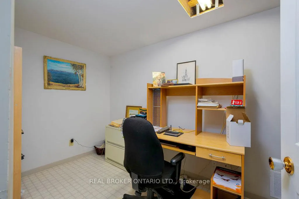 Photo 859 of 31 Oakhurst Crescent, Ottawa, Blackburn Hamlet — HOMEH