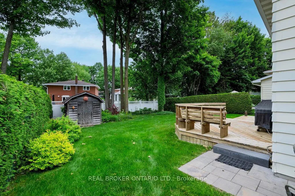 Photo 997 of 31 Oakhurst Crescent, Ottawa, Blackburn Hamlet — HOMEH