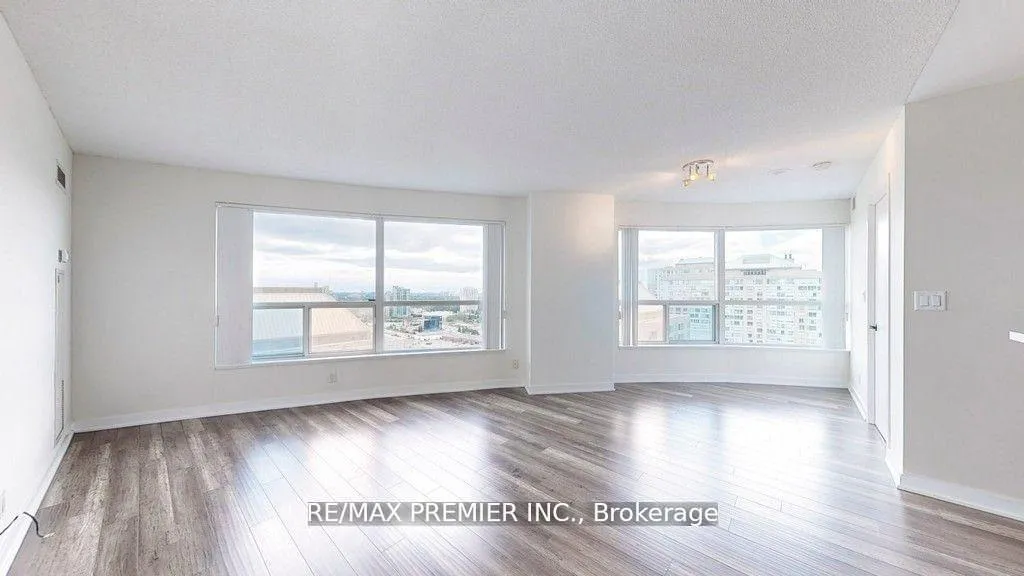 Photo 11 of Unit 3010, 36 Lee Centre Drive, Scarborough, Woburn — HOMEH