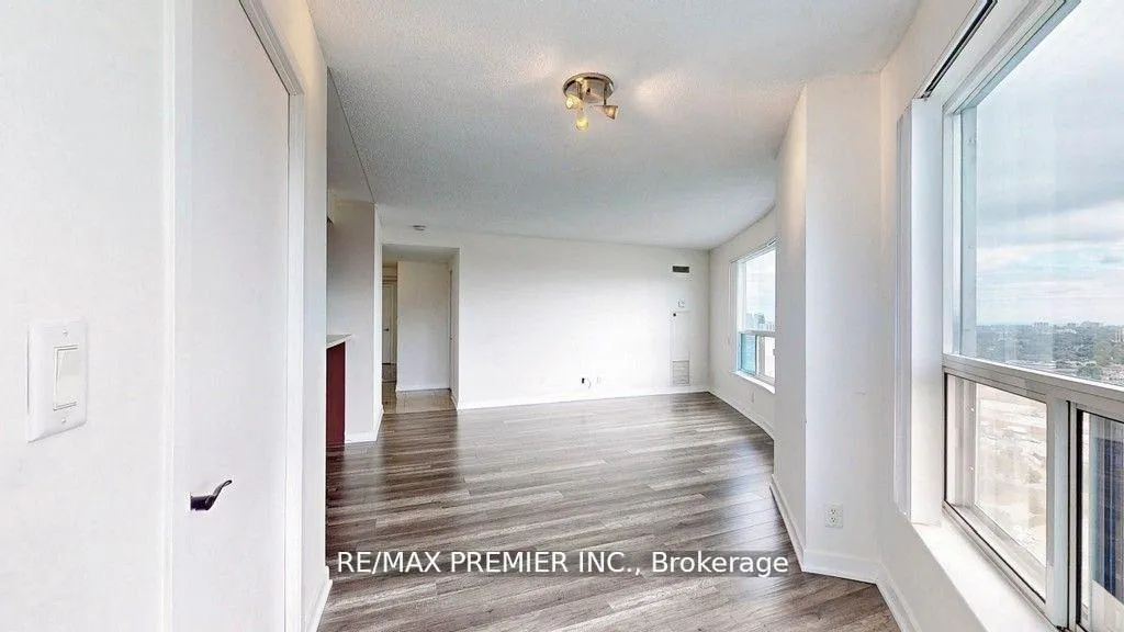 Photo 12 of Unit 3010, 36 Lee Centre Drive, Scarborough, Woburn — HOMEH