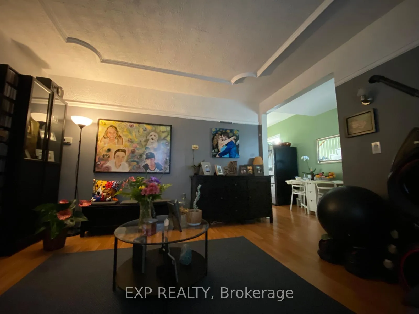 Photo 3 of 172 Eileen Avenue, Toronto, Rockcliffe-Smythe — HOMEH