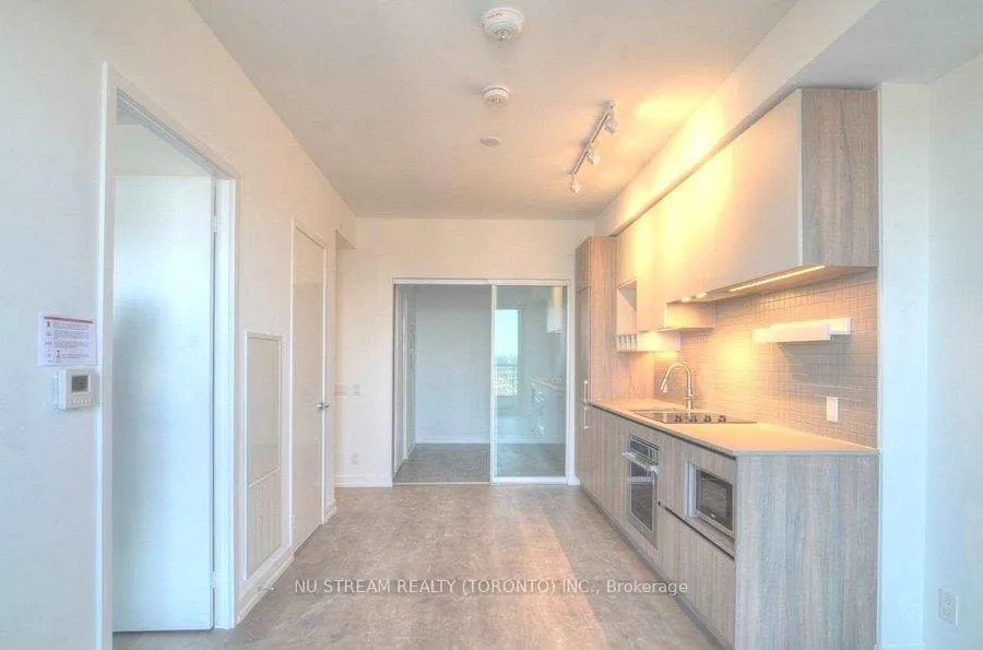 Photo 1 of Unit 5805, 950 Portage Parkway, Vaughan, Vaughan Corporate Centre — HOMEH