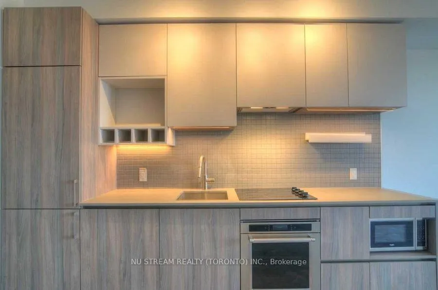 Photo 4 of Unit 5805, 950 Portage Parkway, Vaughan, Vaughan Corporate Centre — HOMEH