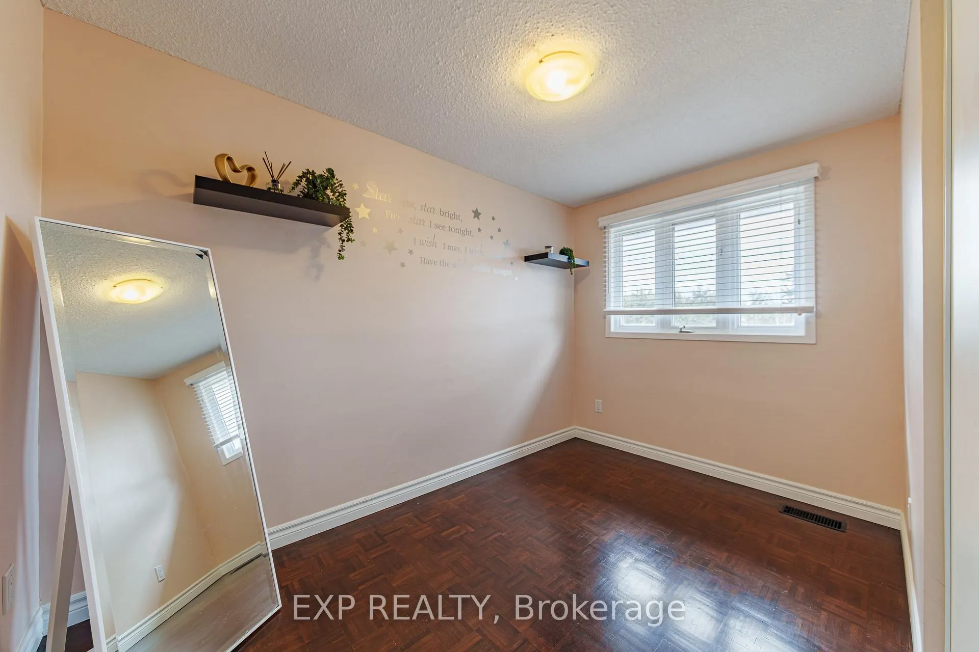 Photo 18 of 115 Sheldrake Drive, Ottawa, Kanata - Glencairn/Hazeldean — HOMEH