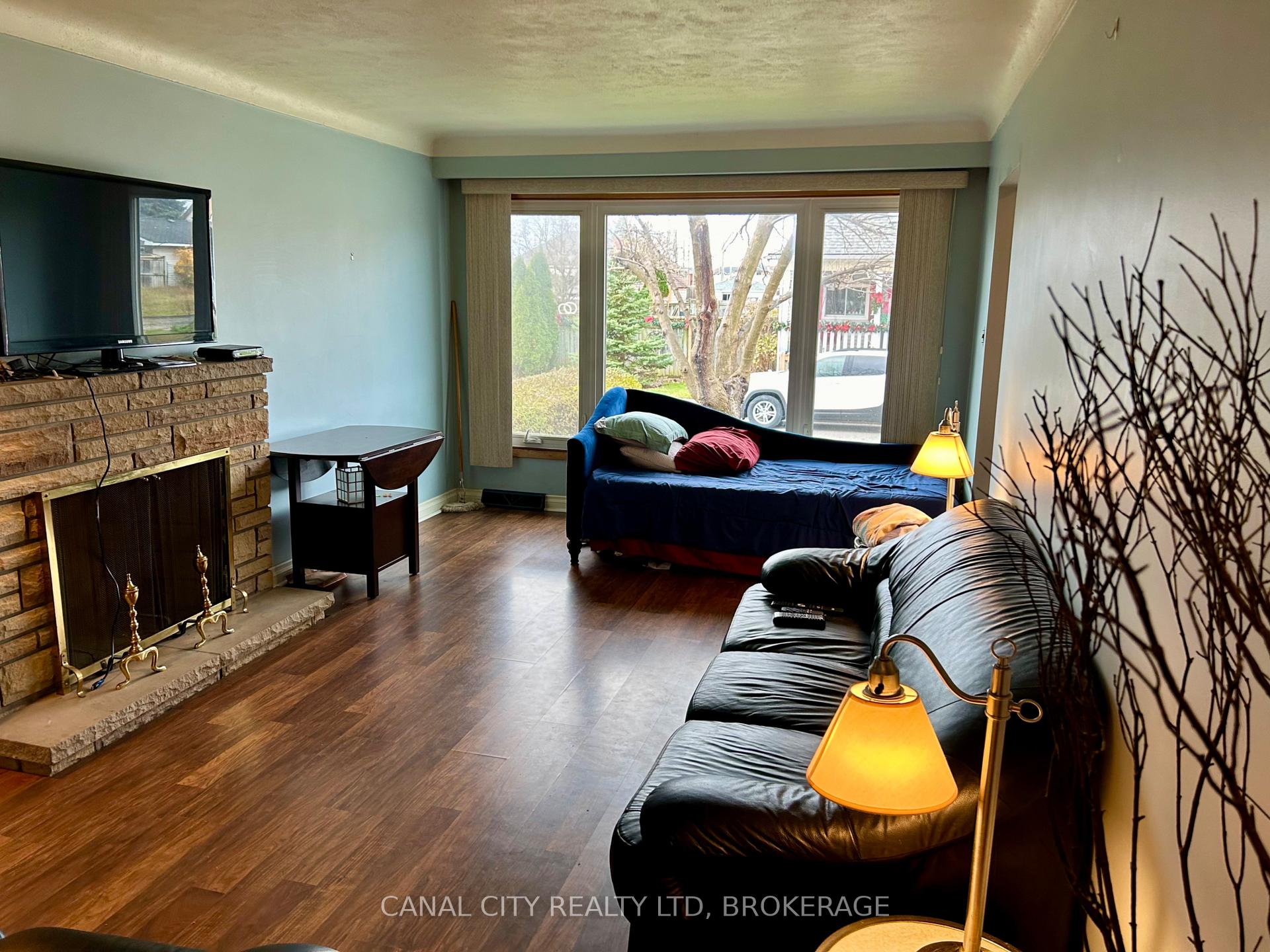 Photo 4 of 40 Battle Street, Thorold, Thorold Downtown — HOMEH